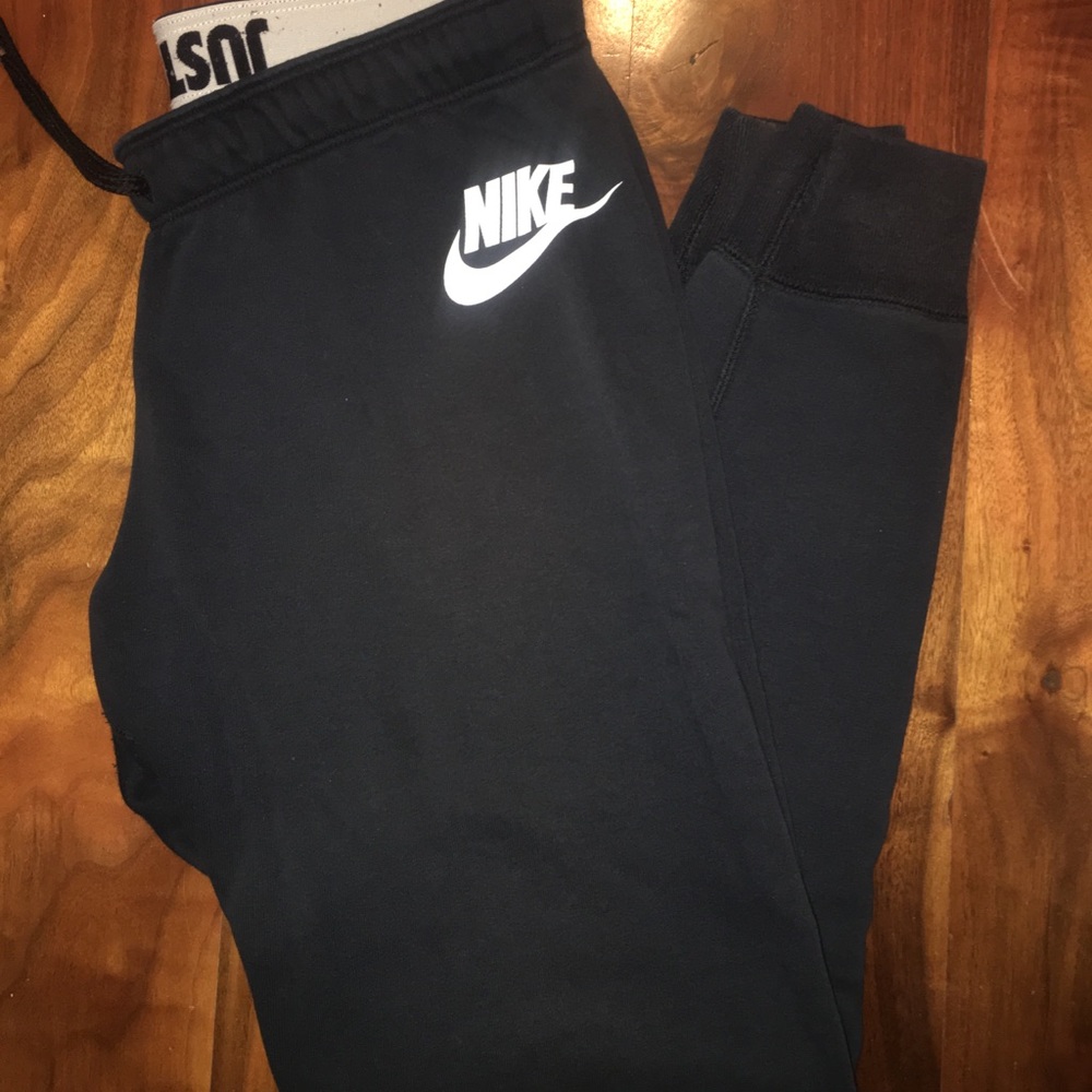 Nike joggers
